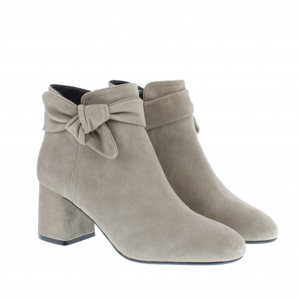 RINA - edle Stiefelette mit Blockabsatz