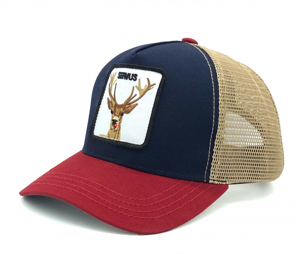 SERVUS - Trucker Cap mit Motto-Patch und Hirsch-Stickerei multi